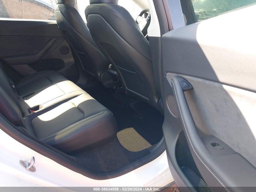 VIN 7SAYGDEE3PF791889 2023 TESLA MODEL Y