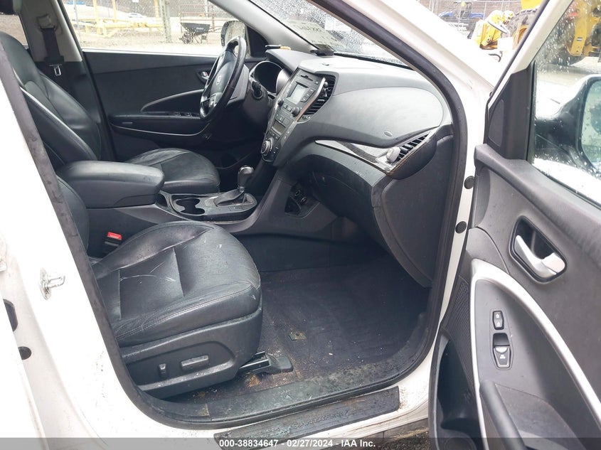 2016 HYUNDAI SANTA FE SE - KM8SNDHF7GU143830