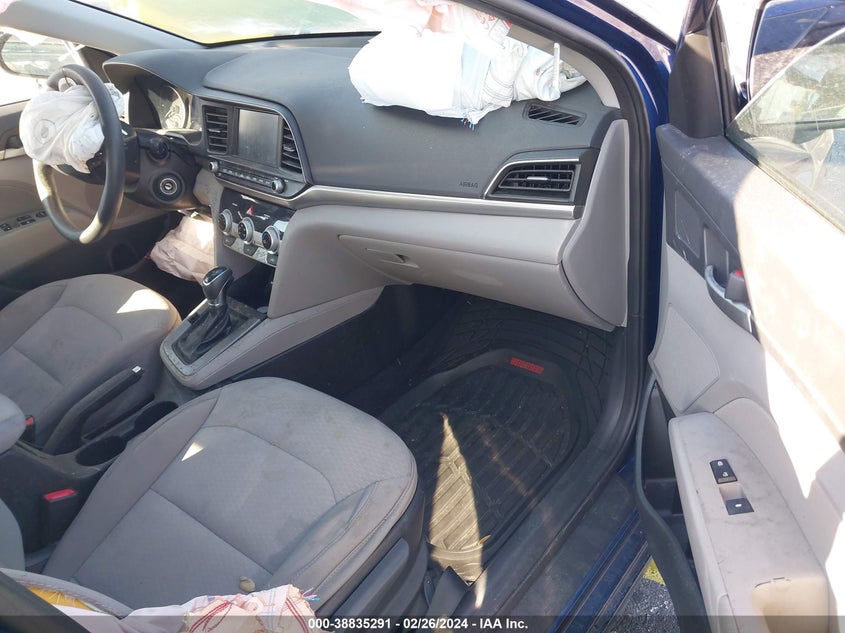 VIN 5NPD84LF0KH410675 2019 HYUNDAI ELANTRA SEL