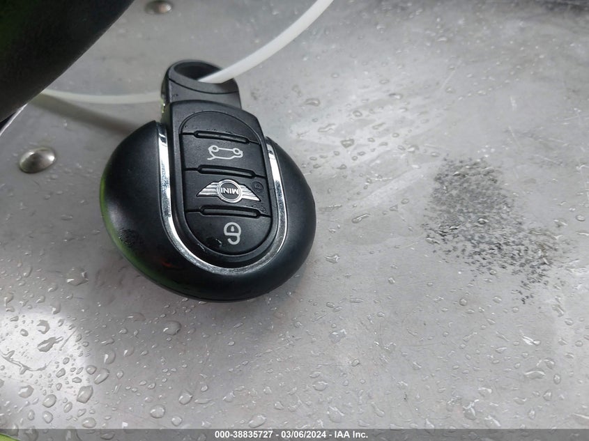 2015 MINI HARDTOP COOPER S - WMWXP7C58F2A34243