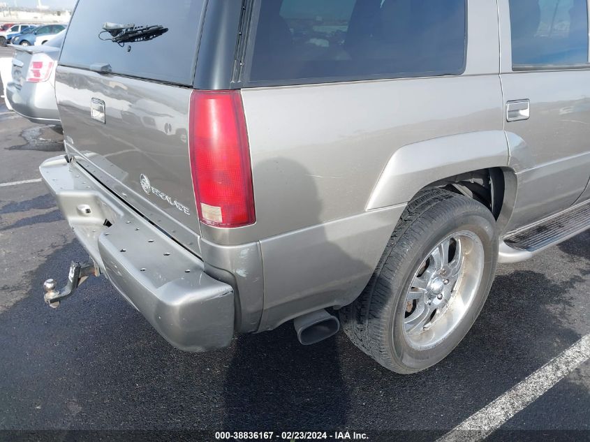 1GYEK13RXXR410370 1999 Cadillac Escalade Standard