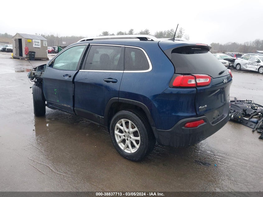 VIN 1C4PJMCB8JD614689 2018 JEEP CHEROKEE LATITUDE 4X4