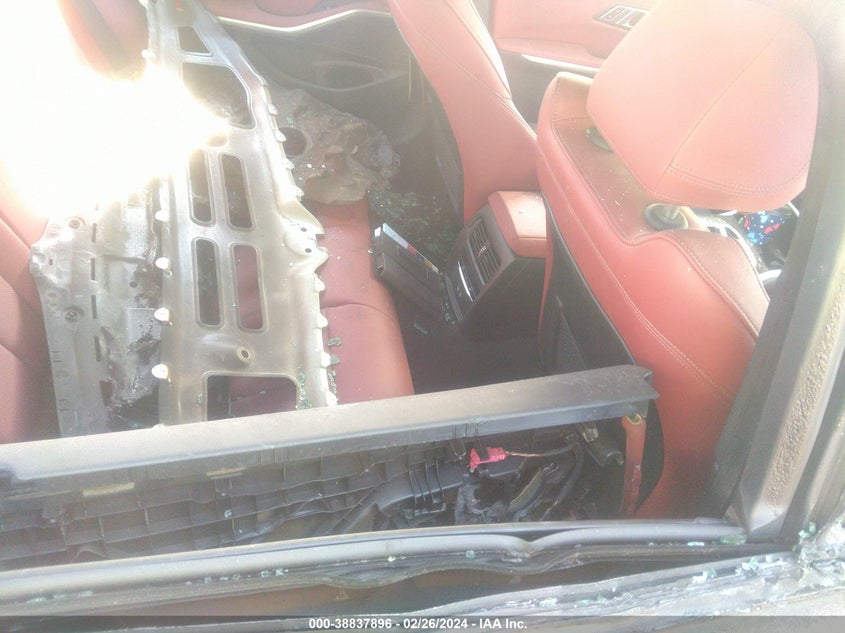 VIN 3MW89FF0XP8D78598 2023 BMW 330I XDRIVE