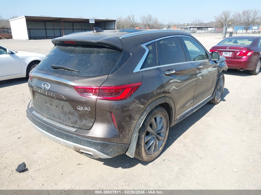 VIN 3PCAJ5M38KF140756 2019 INFINITI QX50 LUXE