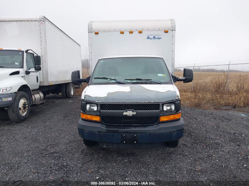 2008 Chevrolet Express Cutaway Work Van VIN: 1GBJG31K381205825 Lot: 38838092