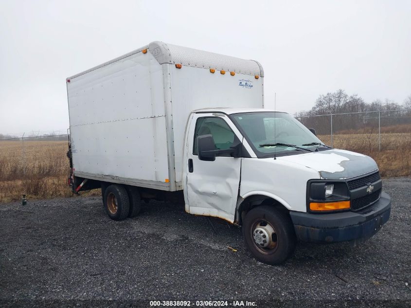 2008 Chevrolet Express Cutaway Work Van VIN: 1GBJG31K381205825 Lot: 38838092