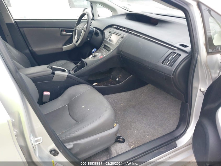 2013 TOYOTA PRIUS TWO - JTDKN3DU8D5630575