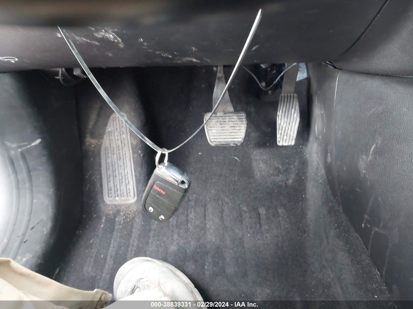 VIN 3C4NJDBB4KT849904 2019 JEEP COMPASS LATITUDE