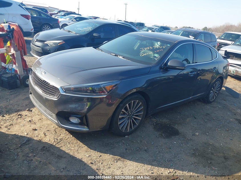 2018 KIA CADENZA PREMIUM KNALB4J13J5123847