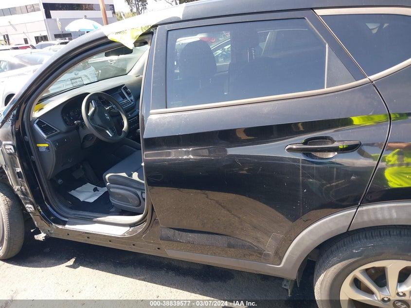 2018 HYUNDAI TUCSON SE - KM8J23A40JU633833