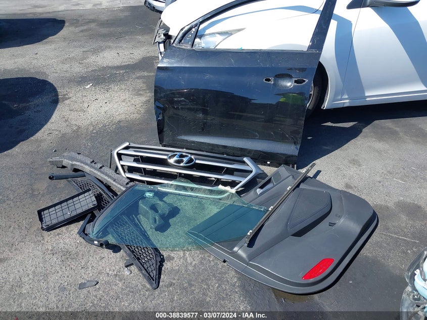 2018 HYUNDAI TUCSON SE - KM8J23A40JU633833