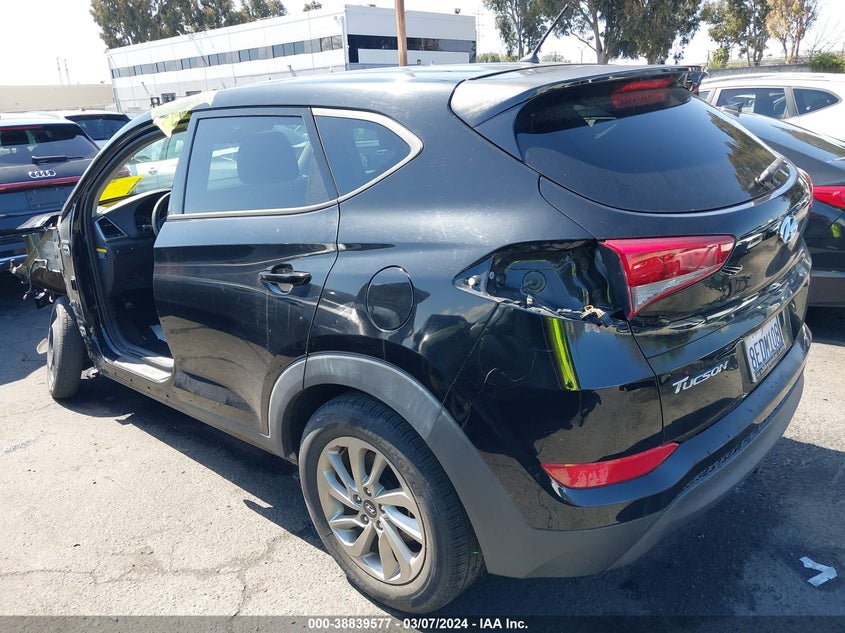 2018 HYUNDAI TUCSON SE - KM8J23A40JU633833