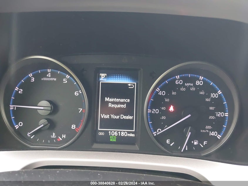 2018 TOYOTA RAV4 LE - JTMZFREVXJD131042