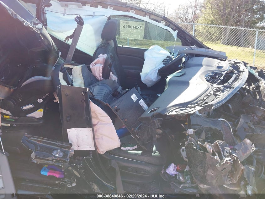 2019 GMC ACADIA SLT-1 - 1GKKNULS2KZ248607