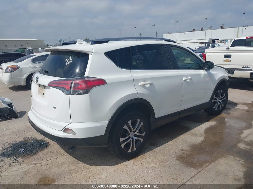 VIN JTMZFREV7HJ705821 2017 TOYOTA RAV4 LE