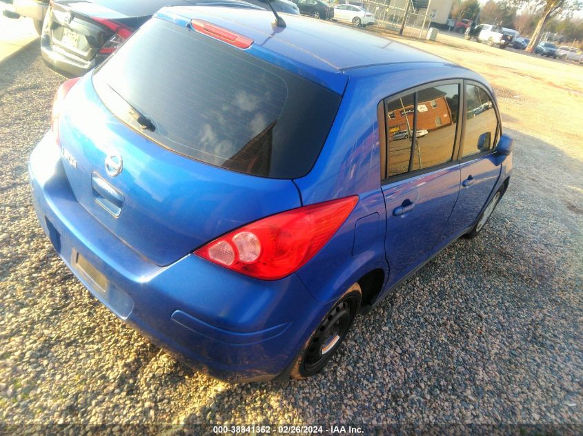 2009 Nissan Versa 1.8S VIN: 3N1BC13E09L449789 Lot: 38841352