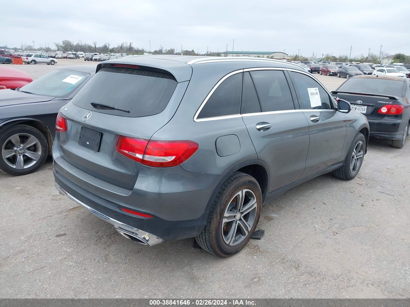 2017 Mercedes-Benz Glc 300 VIN: WDC0G4JB0HF198780 Lot: 38841646