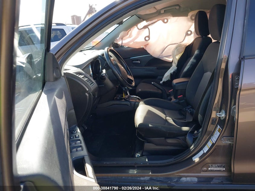 2017 MITSUBISHI OUTLANDER SPORT 2.0 ES - JA4AP3AU8HZ064047