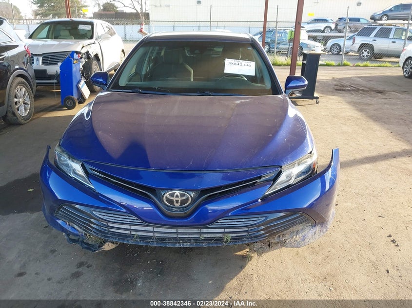 2018 TOYOTA CAMRY LE - 4T1B11HK7JU515200