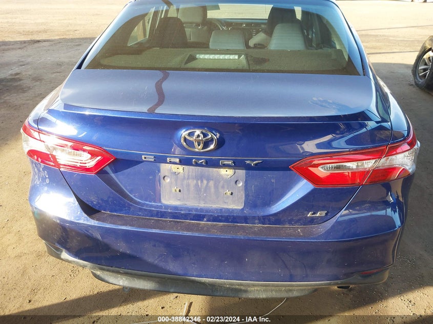 2018 TOYOTA CAMRY LE - 4T1B11HK7JU515200