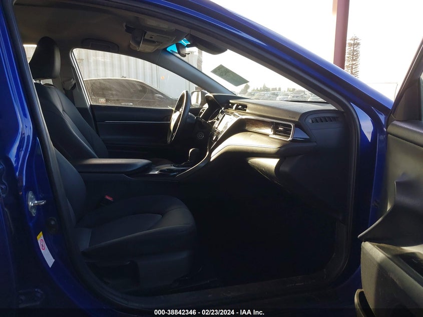 2018 TOYOTA CAMRY LE - 4T1B11HK7JU515200