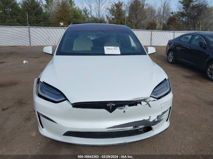 2022 Tesla Model X Dual Motor All-Wheel Drive VIN: 7SAXCBE57NF364353 Lot: 38842362