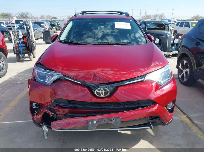2018 TOYOTA RAV4 XLE - 2T3WFREV4JW516196