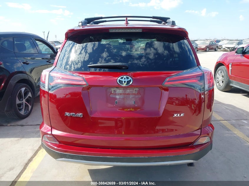 2018 TOYOTA RAV4 XLE - 2T3WFREV4JW516196