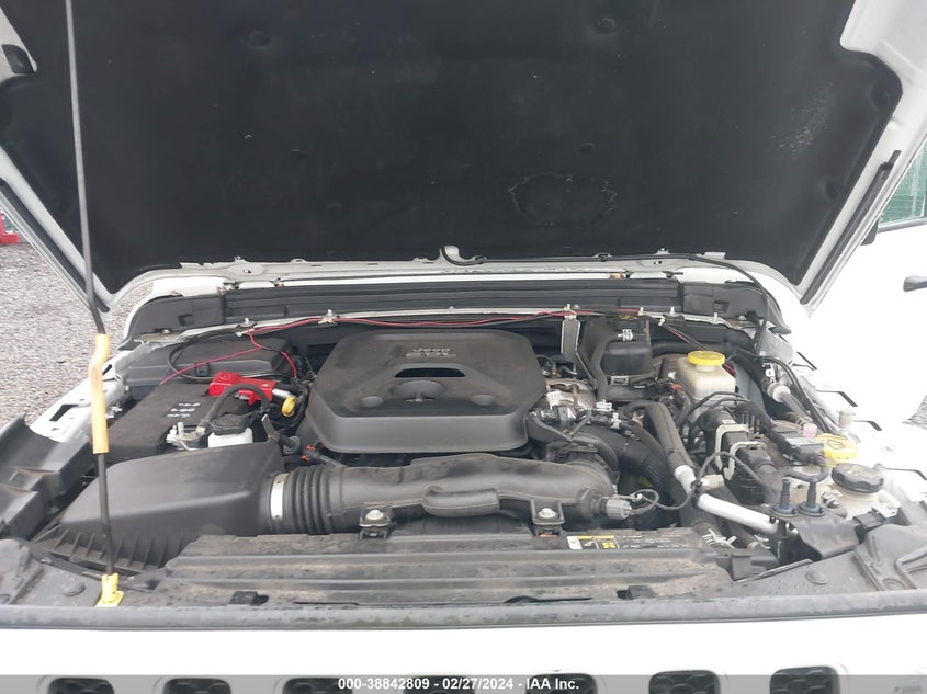 2019 JEEP WRANGLER UNLIMITED SAHARA 4X4 - 1C4HJXEN5KW634434