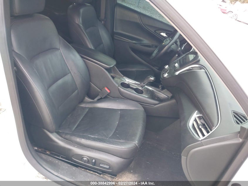 2018 CHEVROLET MALIBU LT - 1G1ZD5ST7JF212014