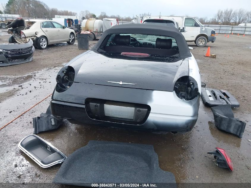 2004 Ford Thunderbird VIN: 1FAHP60AX4Y111470 Lot: 38843571