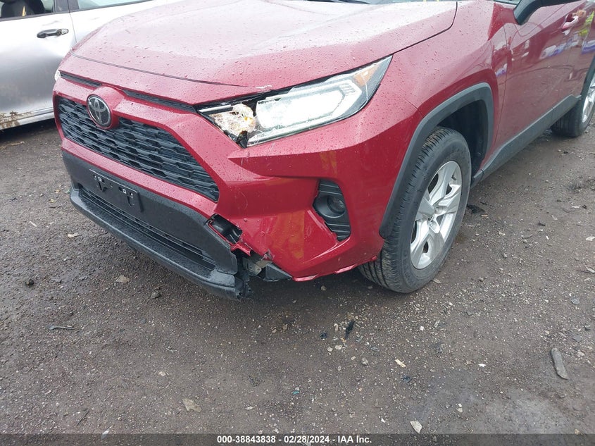 2020 TOYOTA RAV4 XLE - JTMP1RFV2LD062001