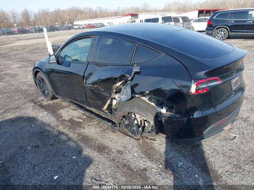 2021 TESLA MODEL Y LONG RANGE DUAL MOTOR ALL-WHEEL DRIVE - 5YJYGDEE7MF107922