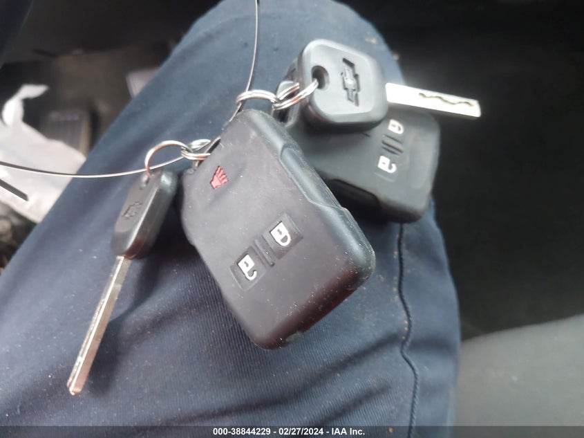 2016 CHEVROLET SILVERADO 1500 1LT - 1GCNKREC2GZ195631