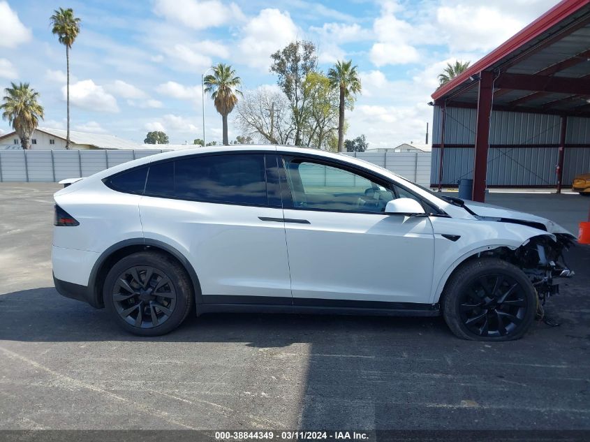 2024 Tesla Model X Long Range VIN: 7SAXCBE55RF438648 Lot: 38844349