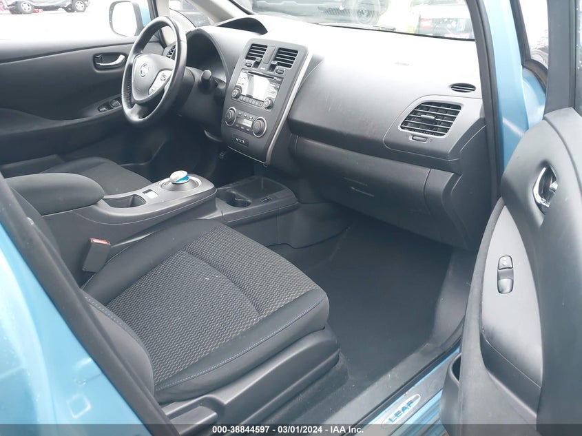 2015 NISSAN LEAF S - 1N4AZ0CP2FC310442