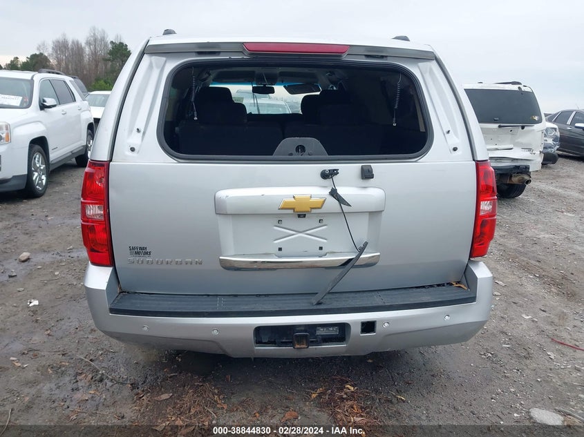 2014 CHEVROLET SUBURBAN 1500 LS - 1GNSCHE01ER129155