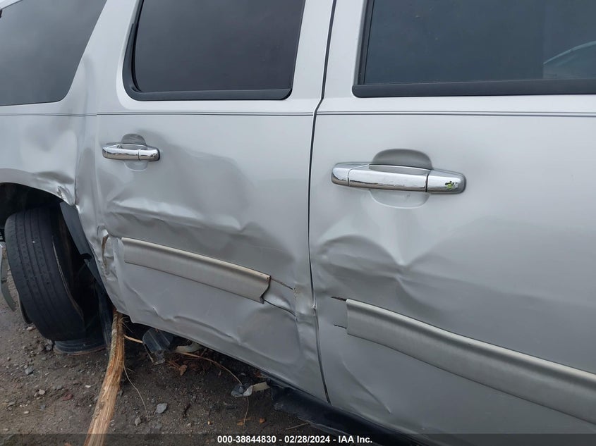 2014 CHEVROLET SUBURBAN 1500 LS - 1GNSCHE01ER129155
