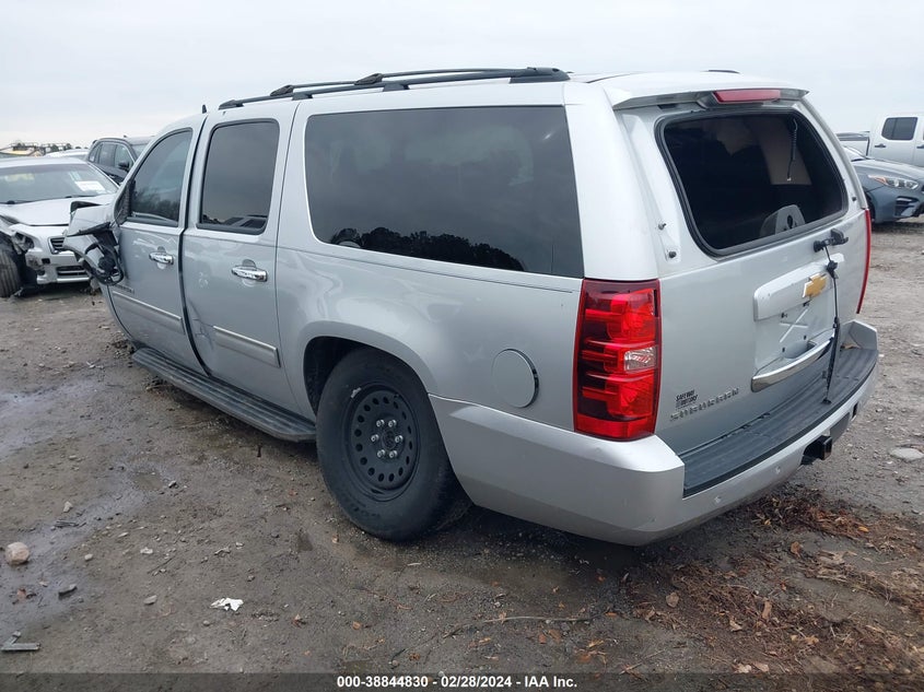 2014 CHEVROLET SUBURBAN 1500 LS - 1GNSCHE01ER129155