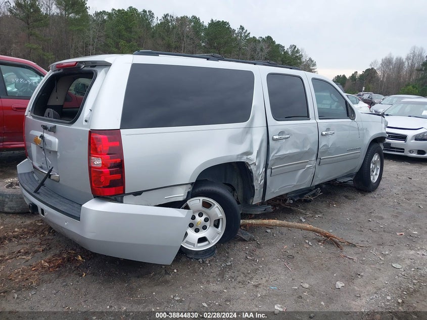 2014 CHEVROLET SUBURBAN 1500 LS - 1GNSCHE01ER129155