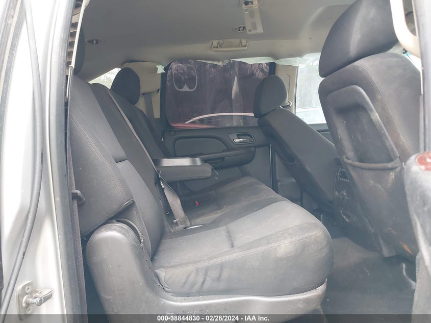 2014 CHEVROLET SUBURBAN 1500 LS - 1GNSCHE01ER129155