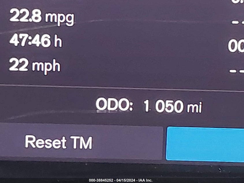 2024 VOLVO XC40 B5 PLUS BRIGHT THEME YV4L12UE4R2228870