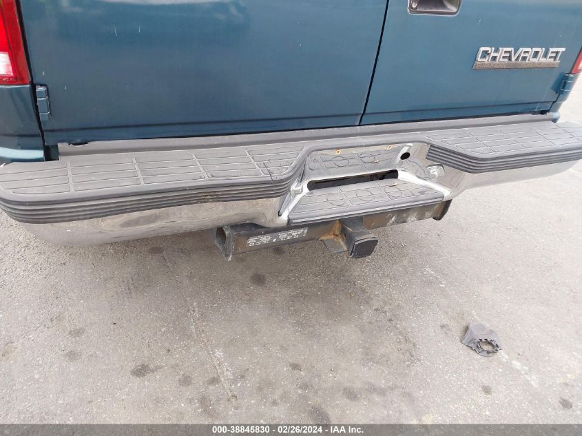 1993 Chevrolet Suburban K1500 VIN: 1GNFK16K6PJ408694 Lot: 38845830