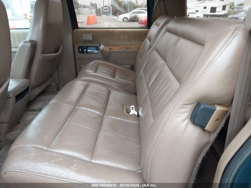 1993 Chevrolet Suburban K1500 VIN: 1GNFK16K6PJ408694 Lot: 38845830
