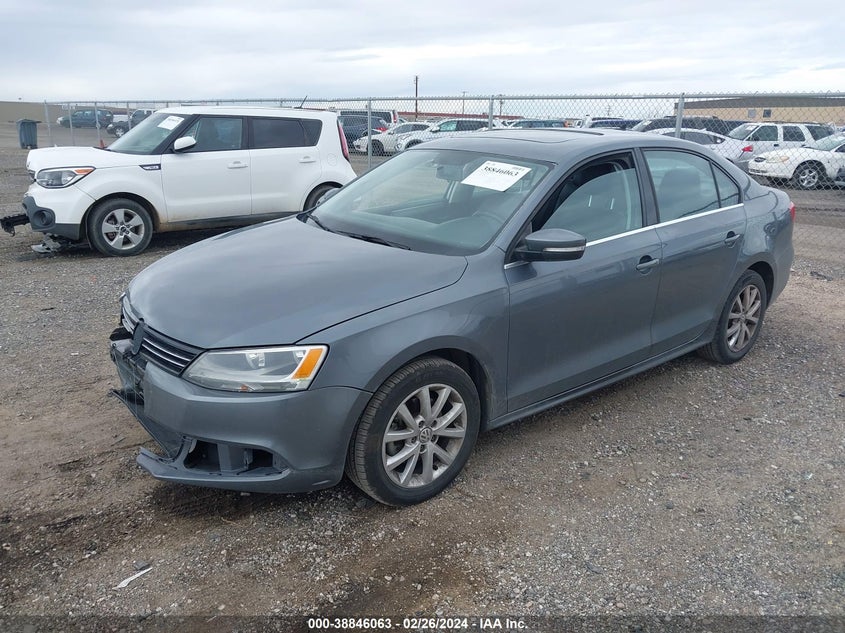2013 VOLKSWAGEN JETTA 2.5L SE - 3VWDP7AJ3DM257554