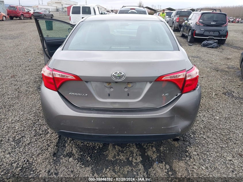 VIN 2T1BURHE7JC118927 2018 TOYOTA COROLLA LE