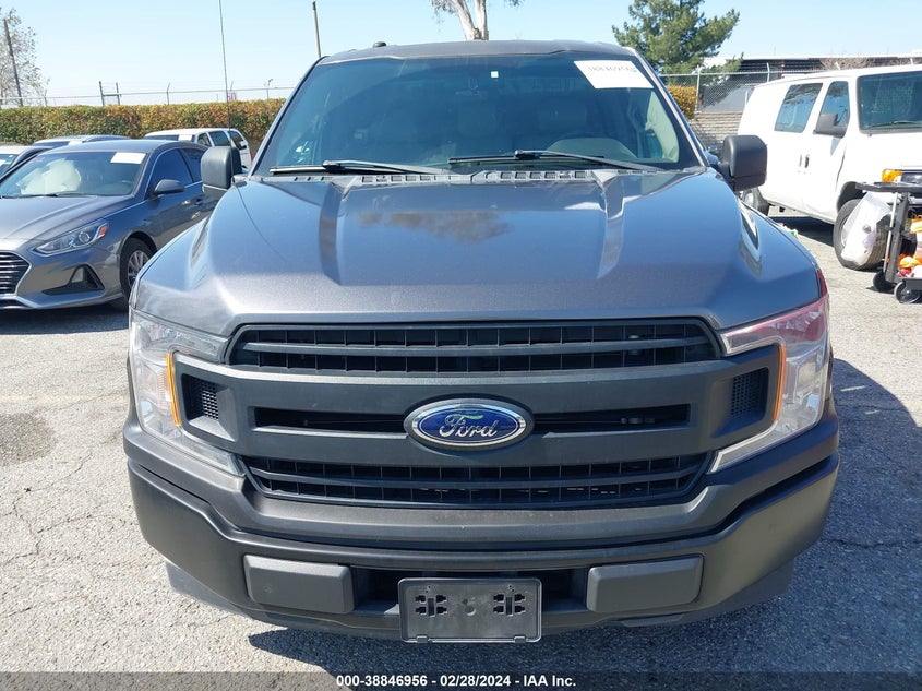 VIN 1FTMF1CP7JKC71402 2018 FORD F-150 XL