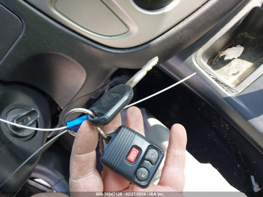 1FMYU041X7KC03546 2007 Ford Escape Limited