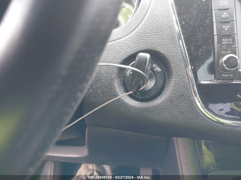 2013 CHRYSLER 200 LIMITED - 1C3CCBCG7DN505393