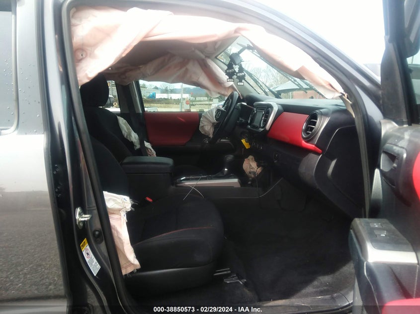 2016 TOYOTA TACOMA SR5 V6 - 5TFAZ5CN6GX008877